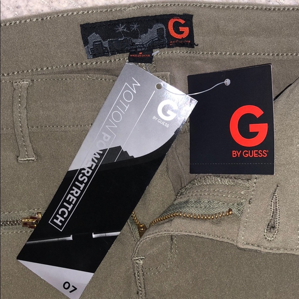 NWT G BY GUESS Motion Stretch Pants - Picture 9 of 9